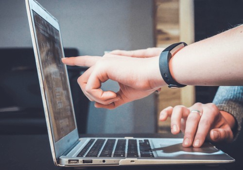 What are the 5 examples of website?